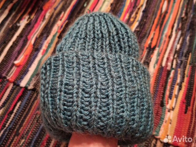 Шапка из мохера ручной работы