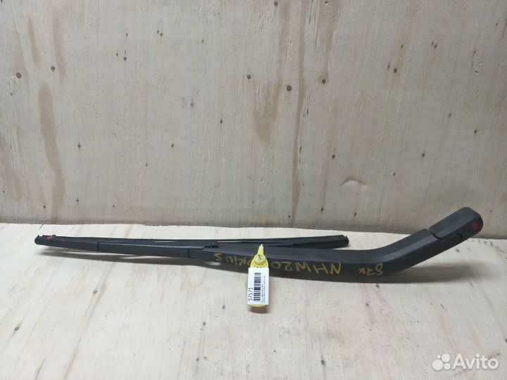 Щетка стеклоочистителя задняя Toyota Prius NHW20