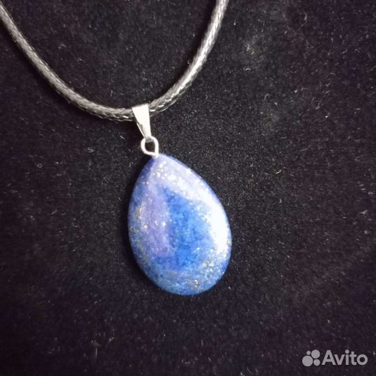 Камни натуральные на шнуре