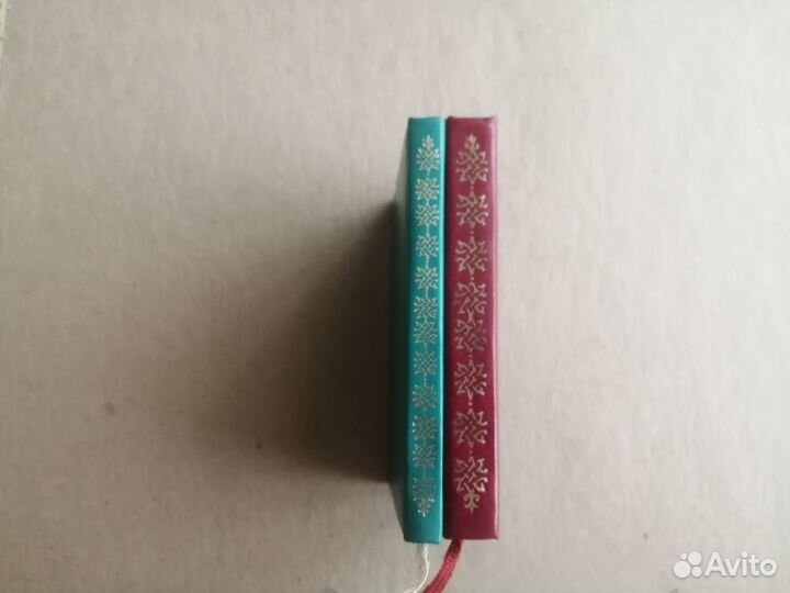 Миниатюрные книги