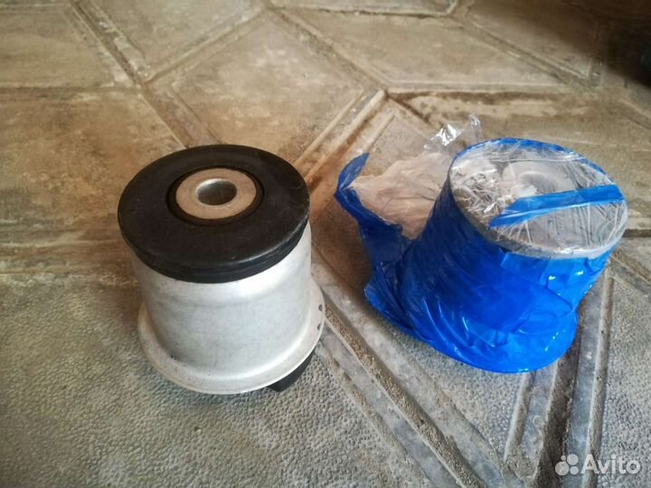 Сайленблоки переднии и заднии