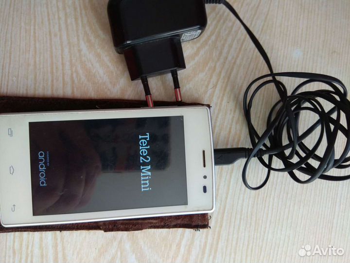 Tele2 Maxi, 2/16 ГБ