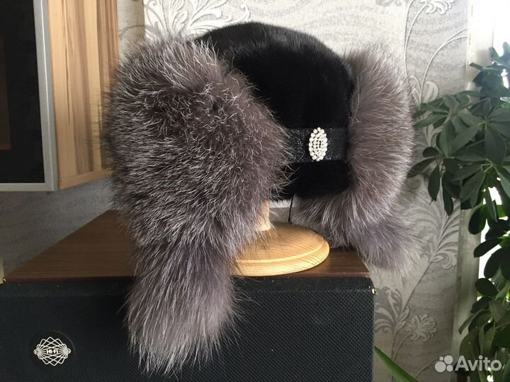 Шапка зимняя женская чернобурка-норка