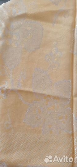 Шаль шёлковая, новая