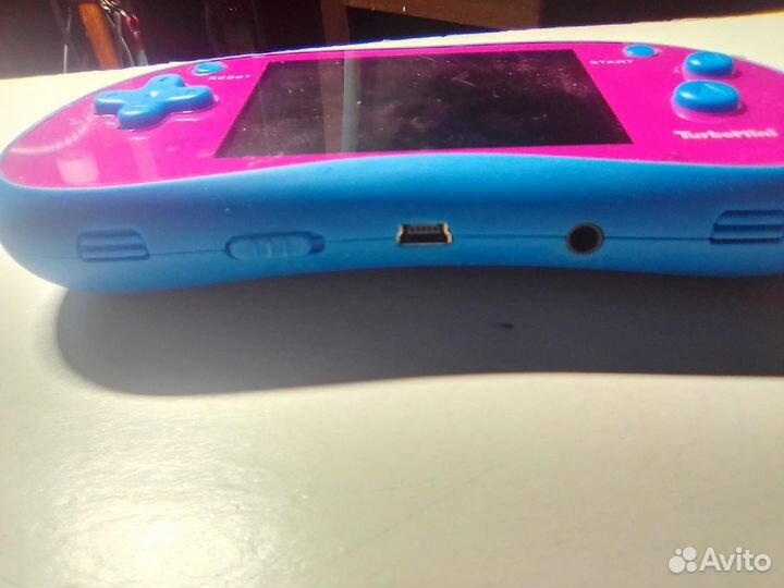 Портативная игровая приставка