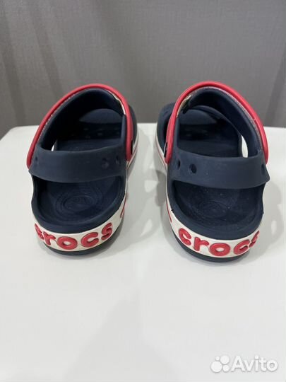 Сандали crocs