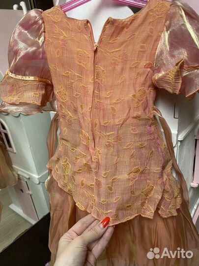 Нарядное платье 3 года