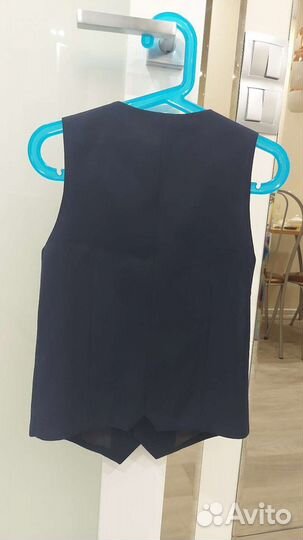 Жилетка для мальчика школьная