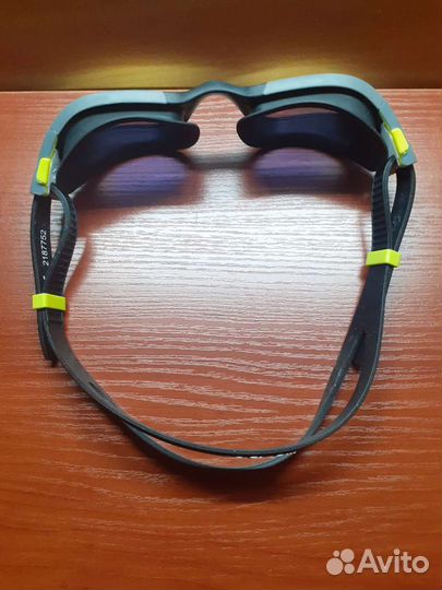 Очки для подводного плавания с зеркальными линзами