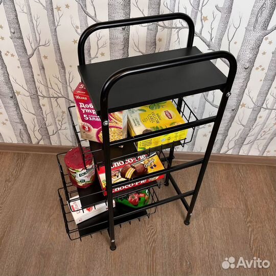 Этажерка с выдвижными корзинами