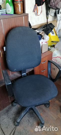 Стул офисный