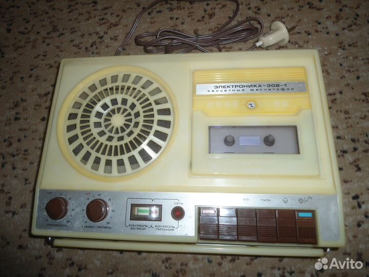 Кассетный магнитофон - Электроника 302-1