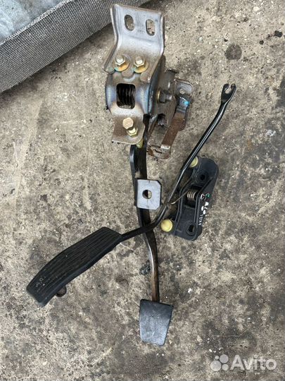 Педали kia rio 2 МКПП