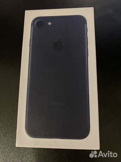 Коробка от iPhone 7