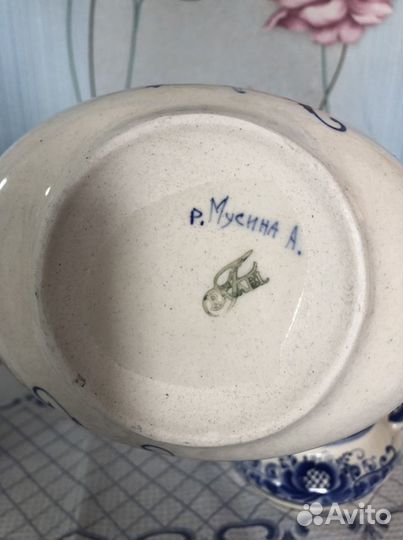 Сахарница, маслёнка, чайник