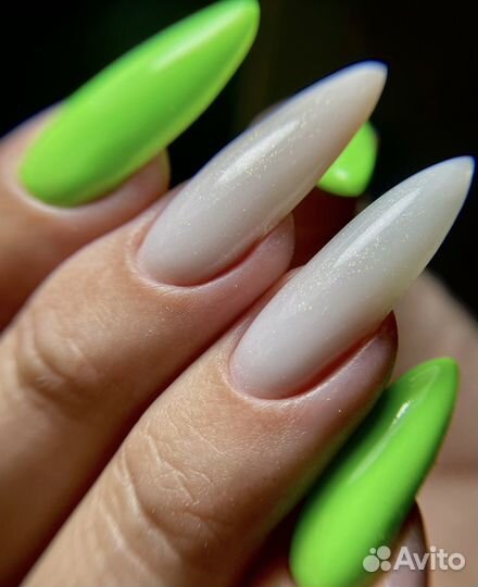 Маникюр и педикюр