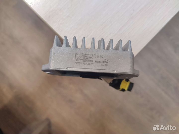 Регулятор напряжения R104.1 Тайга 500/550