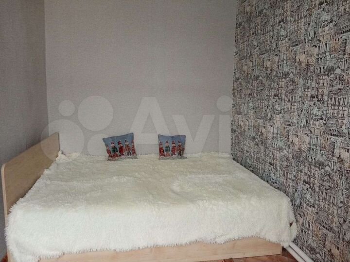 Дом 900 м² на участке 6 сот.