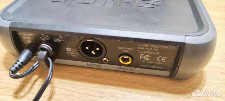 Микрофон Shure sm58pgx2 с базой PGX4