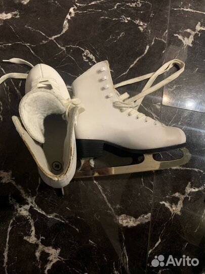 Коньки фигурные