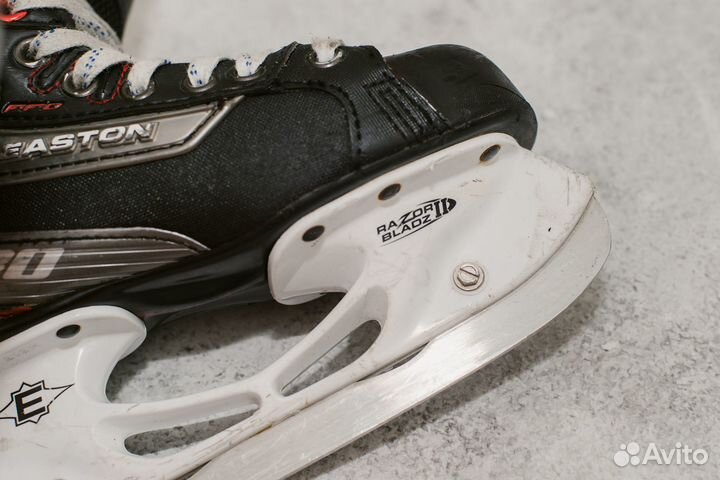 Коньки хоккейные р-р 1