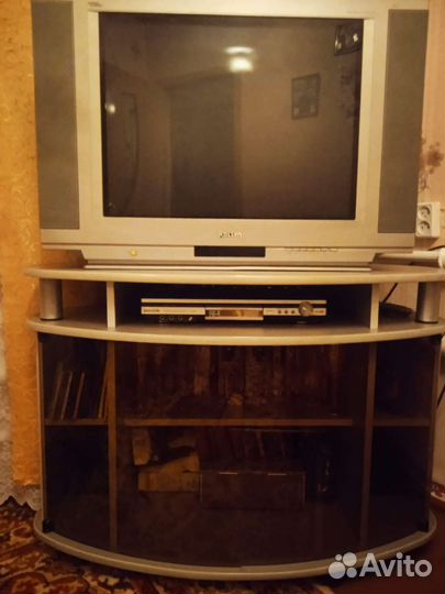 Тумба под телевизор