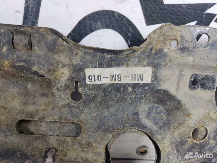 Панель передняя BMW 5 E60