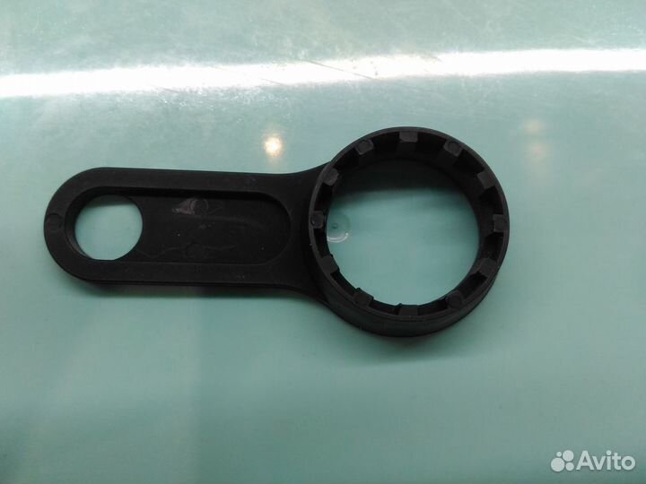 Ключ (съёмник) для вилки SR Suntour