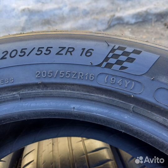 Michelin Pilot Sport 4 205/55 R16 94Y