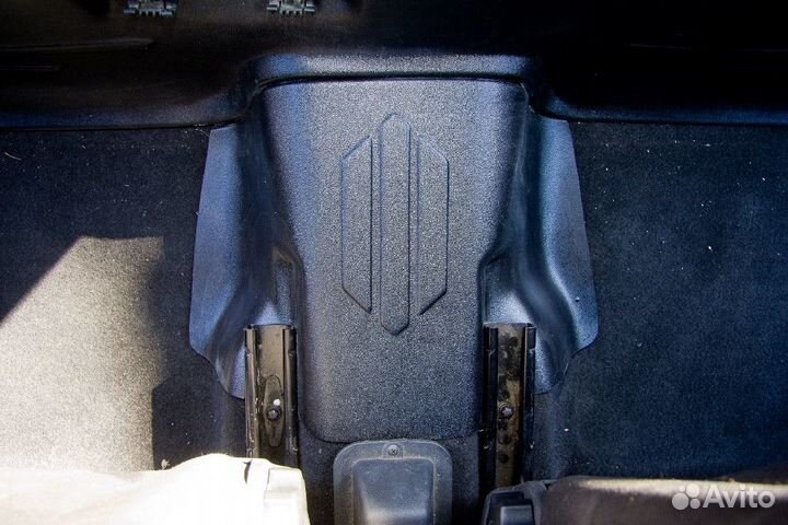 Накладки заднего ряда для Гранта комплект 4 штуки