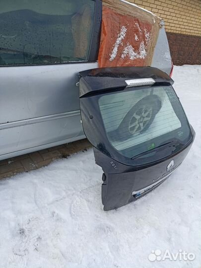 Рено Лагуна 3 универсал дверь багажника