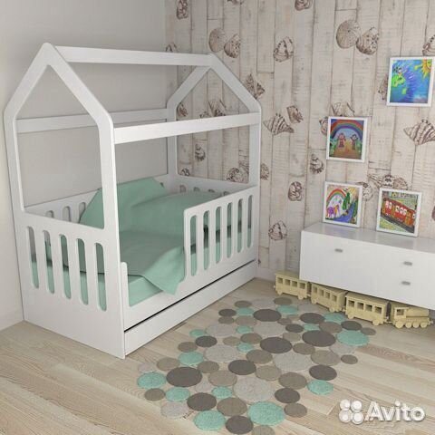 Детская кровать домик