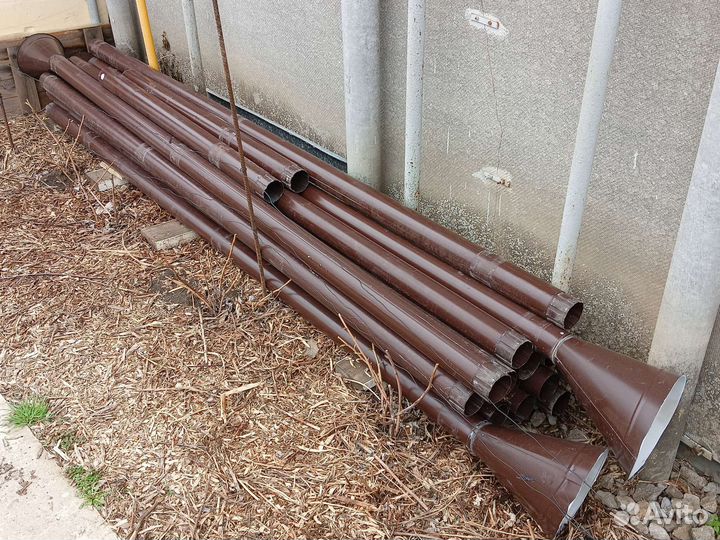 Комплект: водосточная труба 3м и 2шт кронштейна