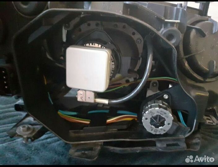 Фара ксенон BMW E60/61