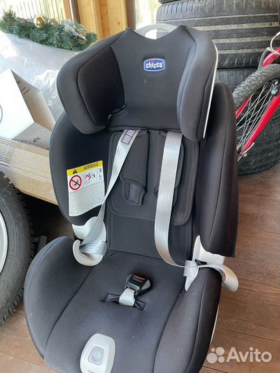 Автокресло chicco