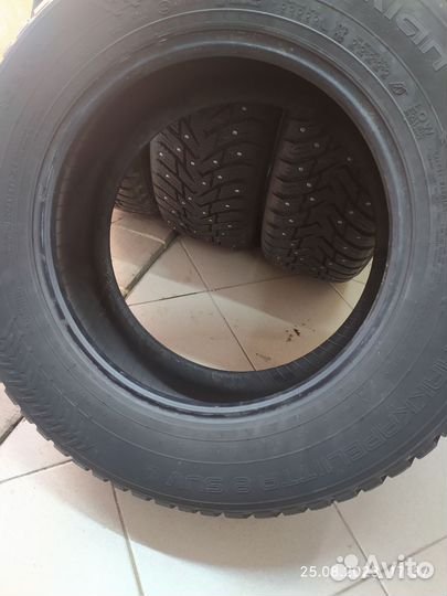 Nokian Tyres Hakkapeliitta 8 SUV 215/65 R16 102T
