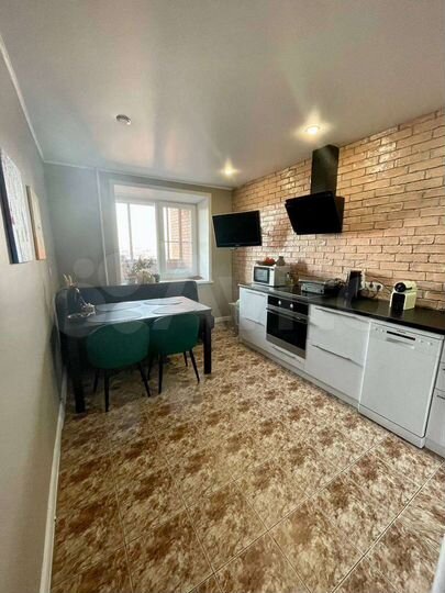 2-к. квартира, 75 м², 11/14 эт.