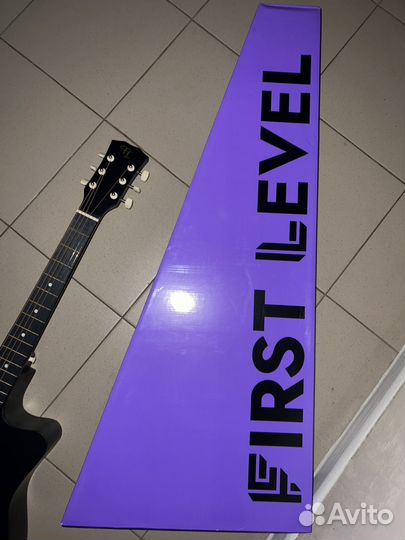 Акустическая гитара