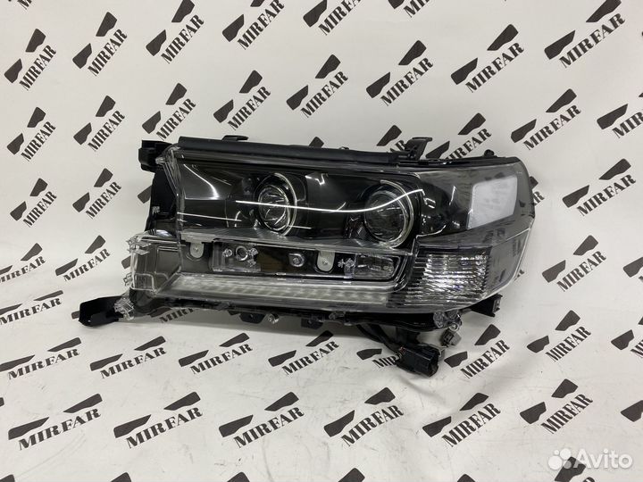 Фара левая Toyota Land Cruiser 200 2015-2021 Реста