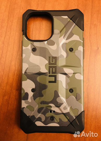 Чехол-накладка UAG iPhone 12