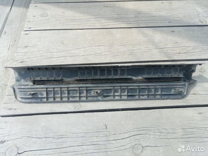 Накладка порога (внутренняя) передняя правая