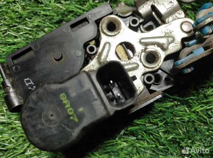 Замок двери передней левой Chevrolet Lacetti