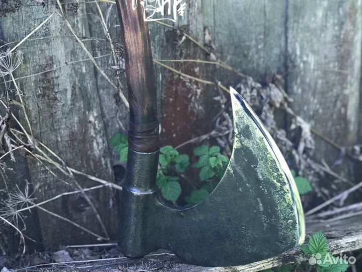 Кованый топор ручной работы Торговец