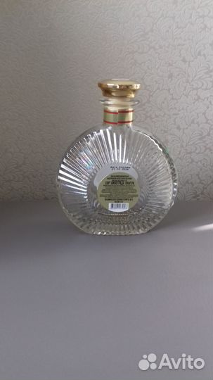 Графин + Бутылка - как Ноаые