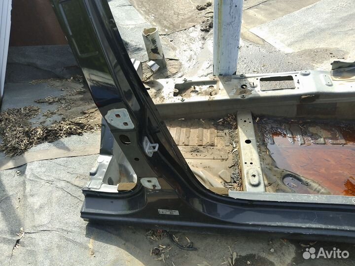 Правый порог Лада Икс Рей
