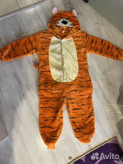 Детские праздничные карнавальные костюмы