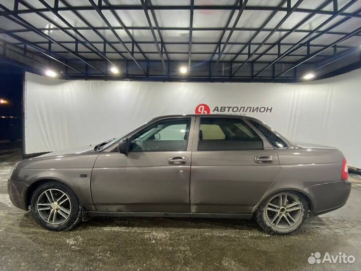 LADA Priora 1.6 МТ, 2013, 221 441 км