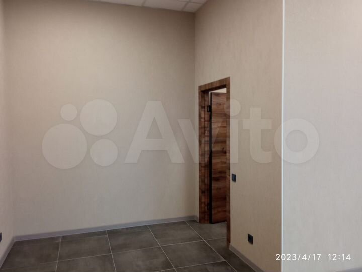 Склад с отоплением, 216 м² + офис 32 м²