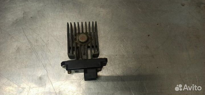 Реостат отопителя Toyota Carina ST190 4S-FE 1995