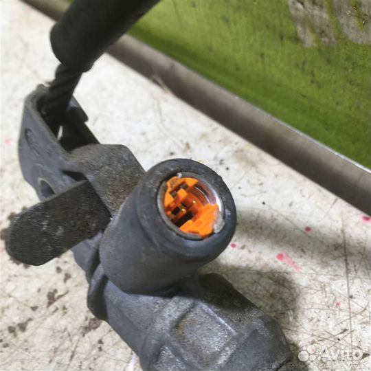 Ответная часть ремня безопасности Рено Меган 2